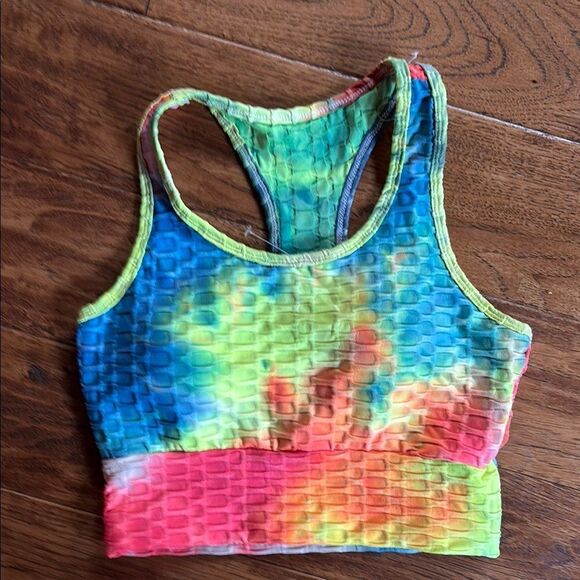 NWT Vibrant Tie-Dye athletic set - Picture 5 of 10